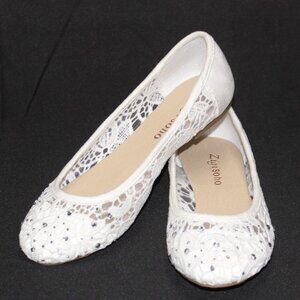 NWT Zigi Soho Lace & Rhinestone Ballerina Flats